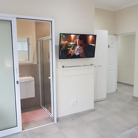 Sharon'S House: Modern Self-Catering Rooms Cape Town Bagian luar foto